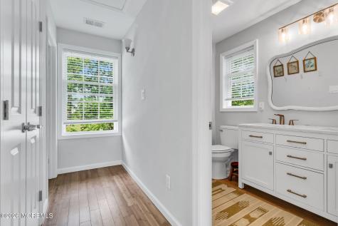 402 W Prospect Avenue Keyport NJ 07735