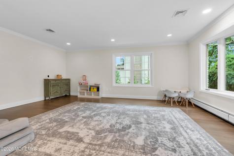 11 Verrazano Drive Middletown NJ 07748