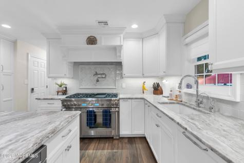 11 Verrazano Drive Middletown NJ 07748