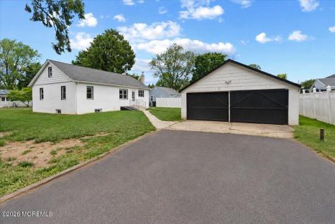 76 Peach Street Tinton Falls NJ 07724