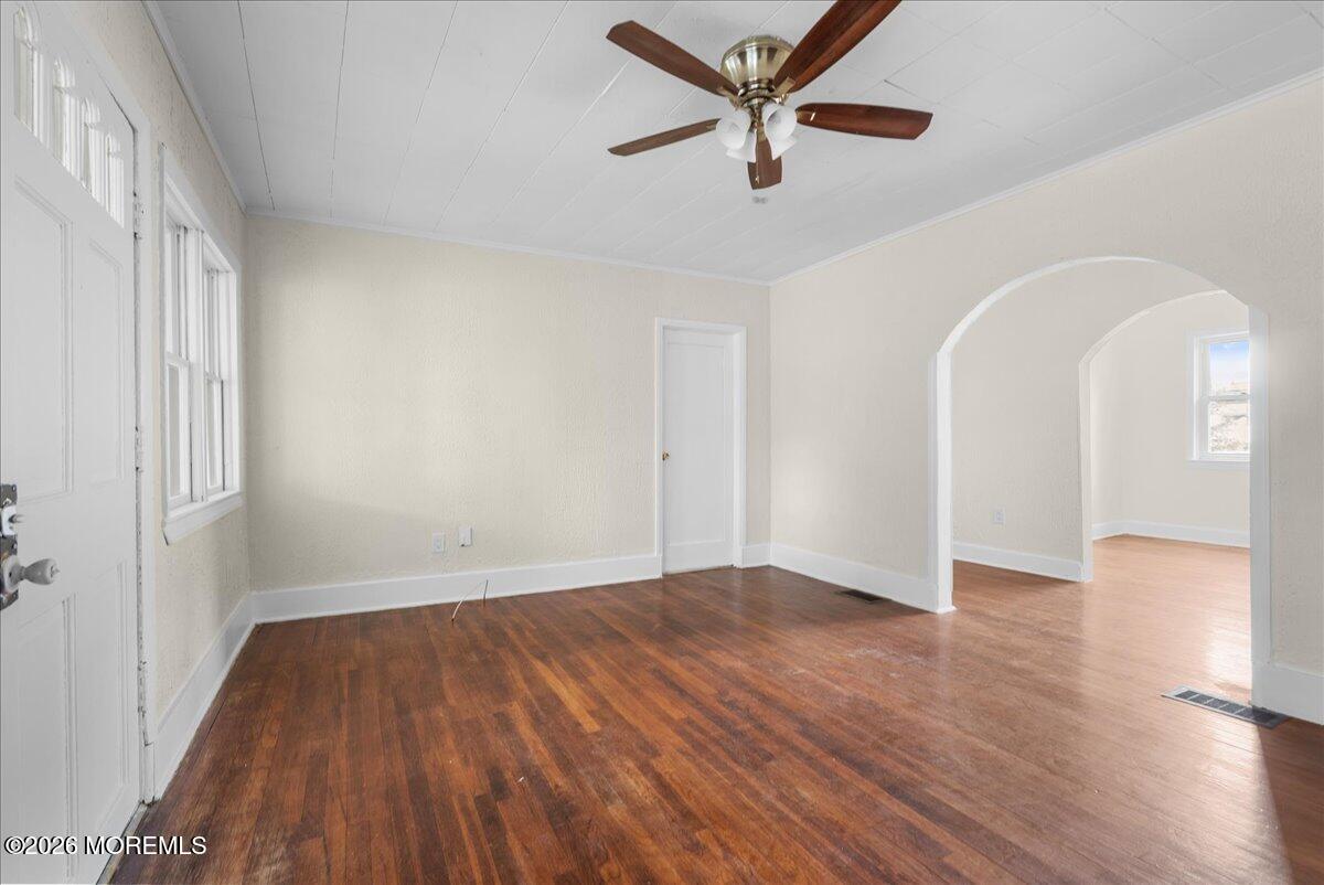 76 Peach Street Tinton Falls NJ 07724