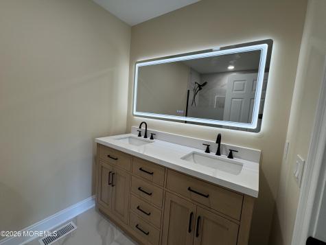 3 Surrey Court Monroe NJ 08831