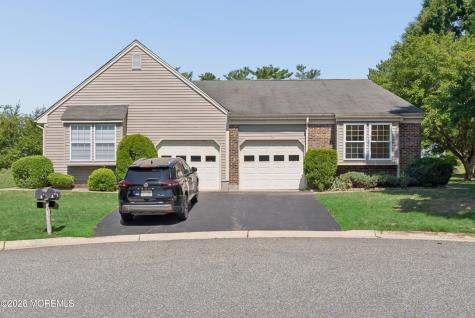 3 Surrey Court Monroe NJ 08831