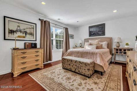 3 Plymouth Way Barnegat NJ 08005