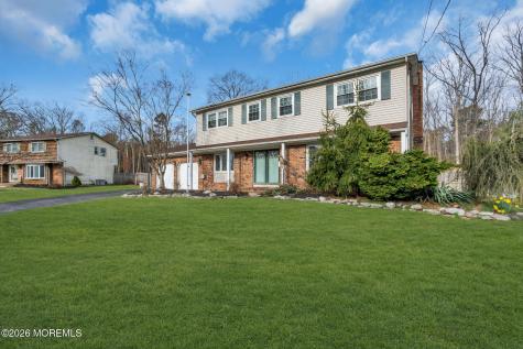 14 Pepperridge Road Howell NJ 07731
