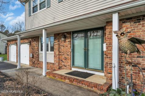 14 Pepperridge Road Howell NJ 07731