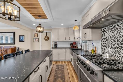 14 Pepperridge Road Howell NJ 07731