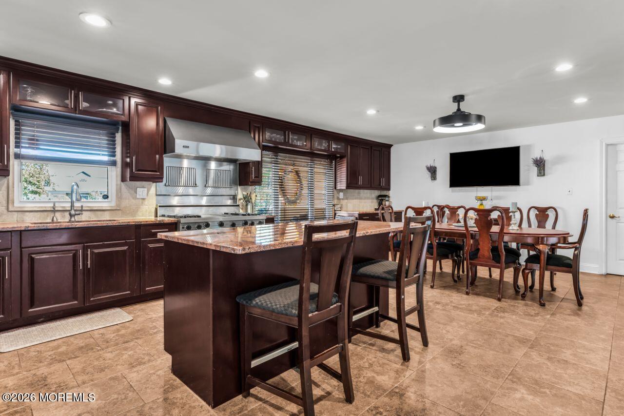 3 Woodford Lane Manalapan NJ 07726