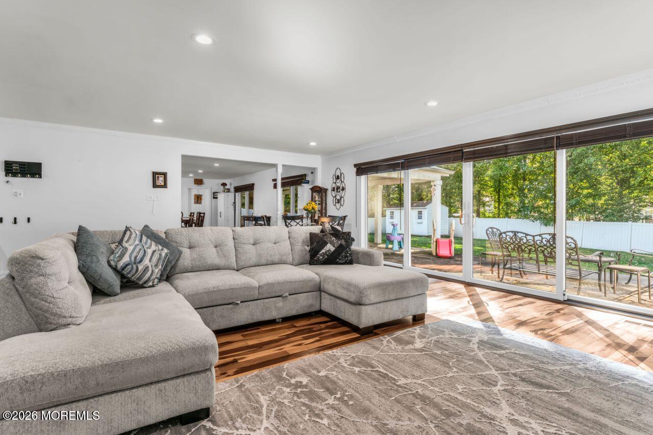 3 Woodford Lane Manalapan NJ 07726