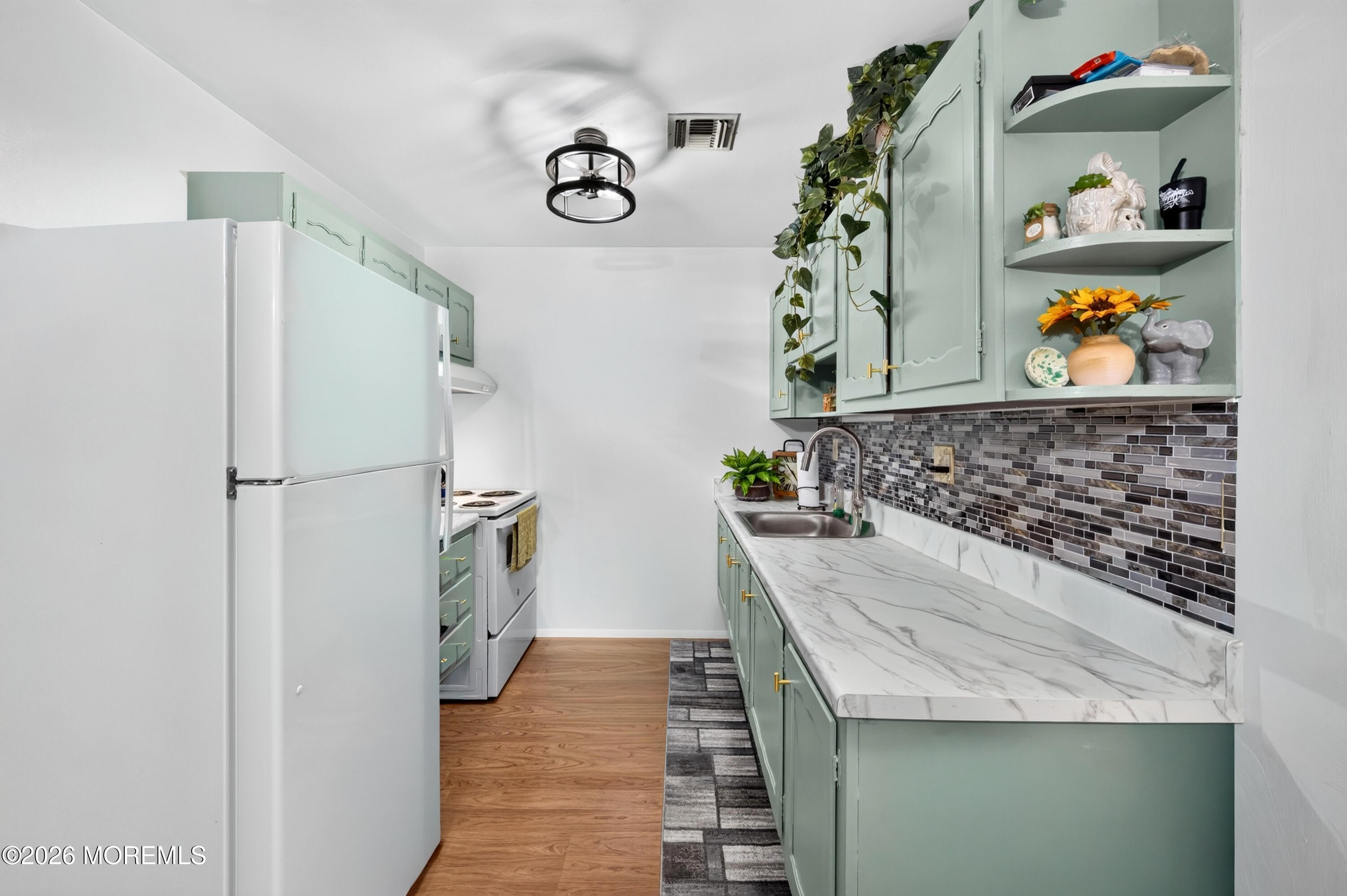 708B Plymouth Drive Lakewood NJ 08701