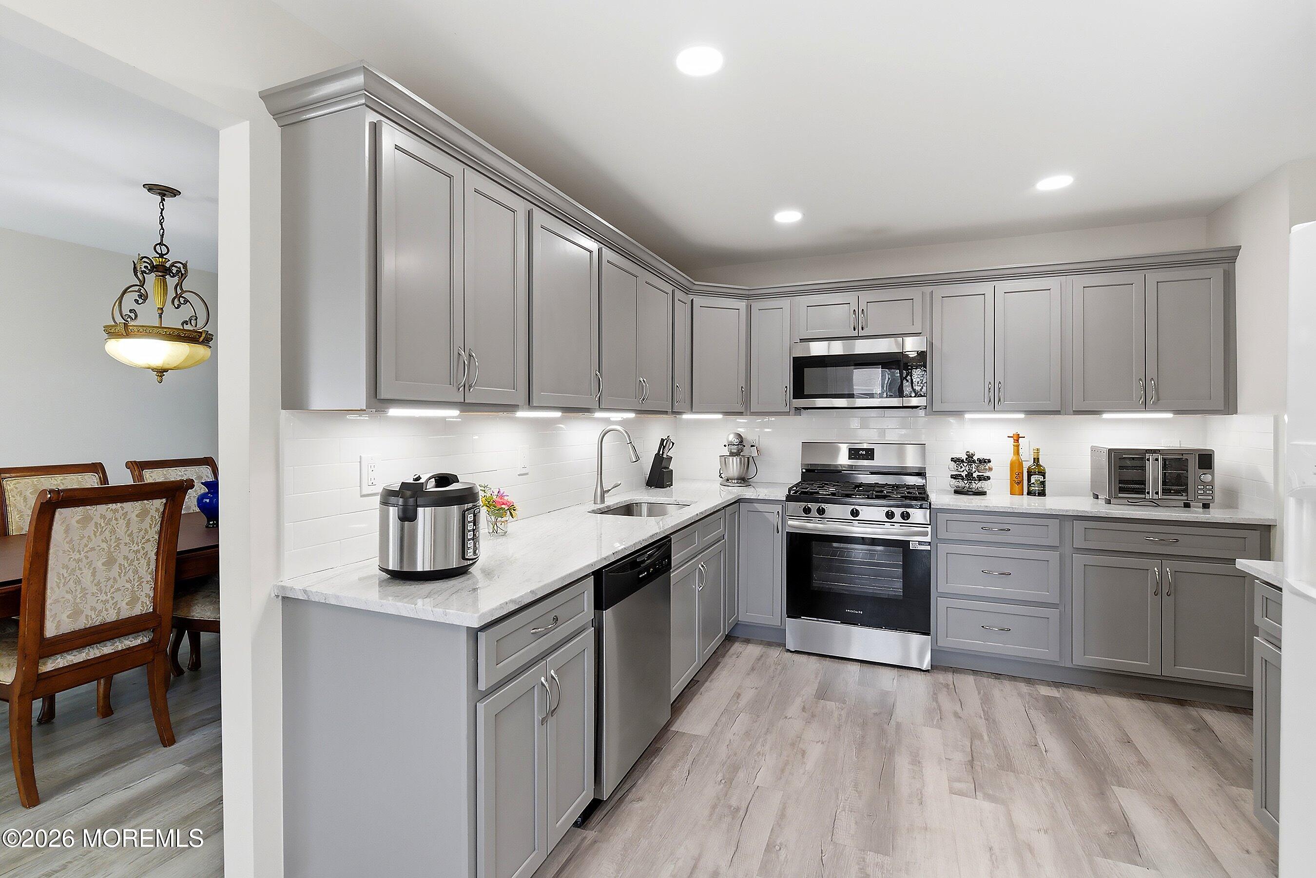 1548 Longboat Avenue Beachwood NJ 08722