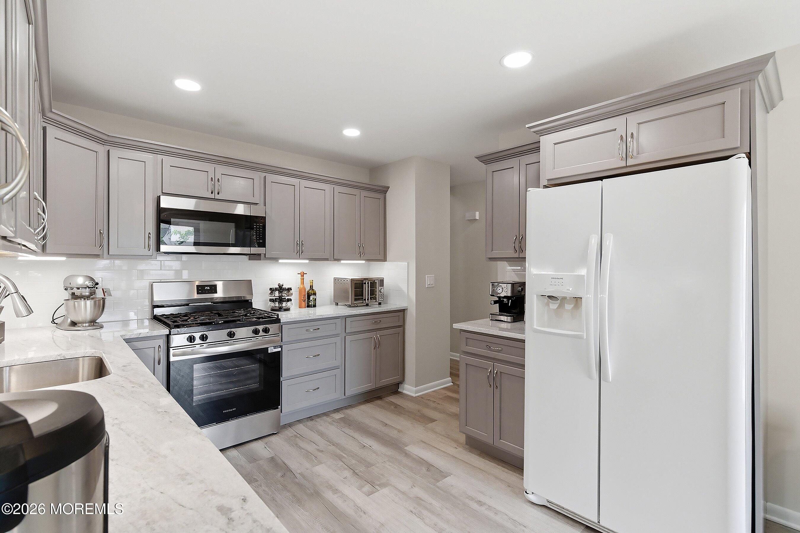 1548 Longboat Avenue Beachwood NJ 08722