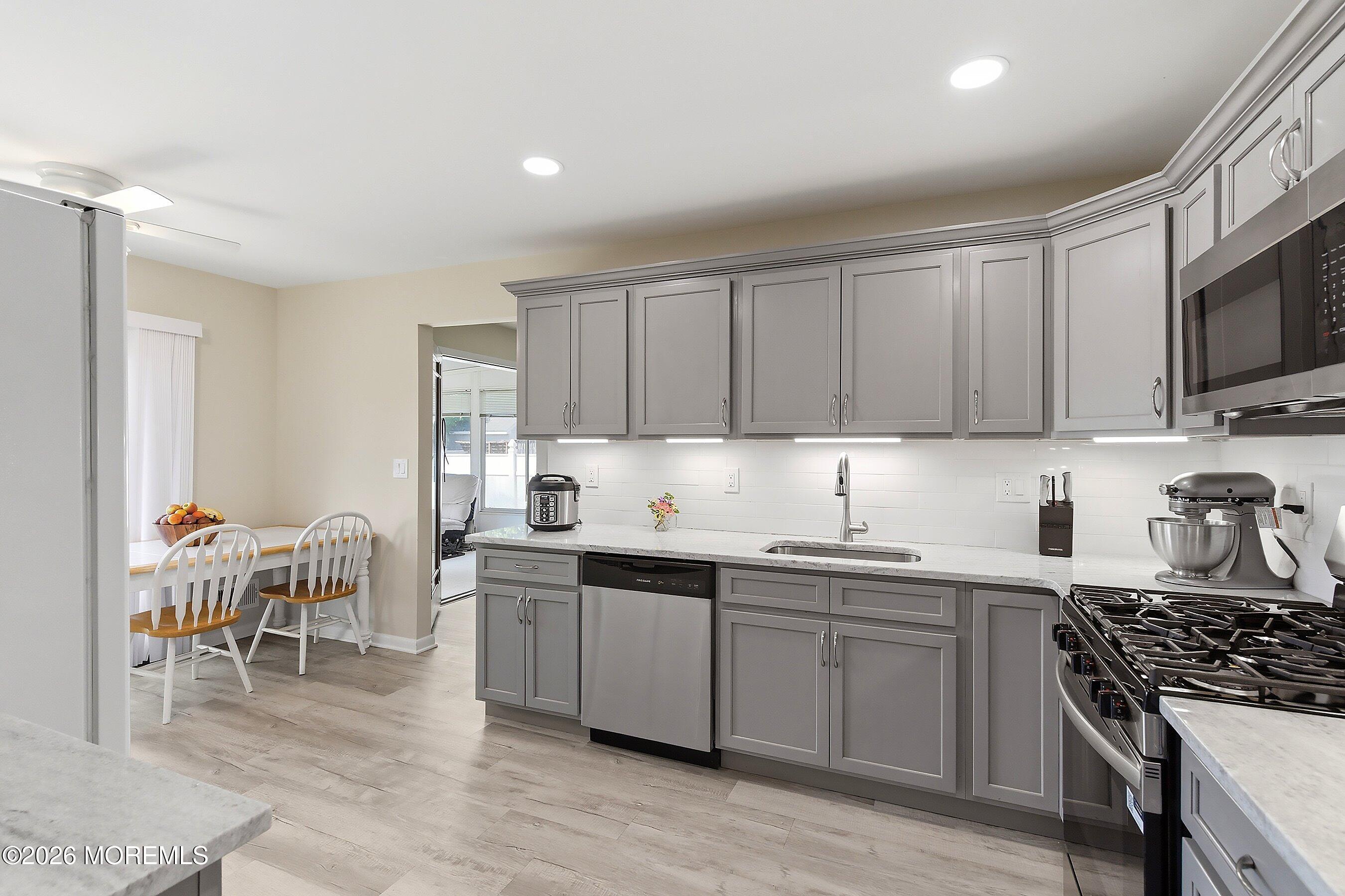 1548 Longboat Avenue Beachwood NJ 08722