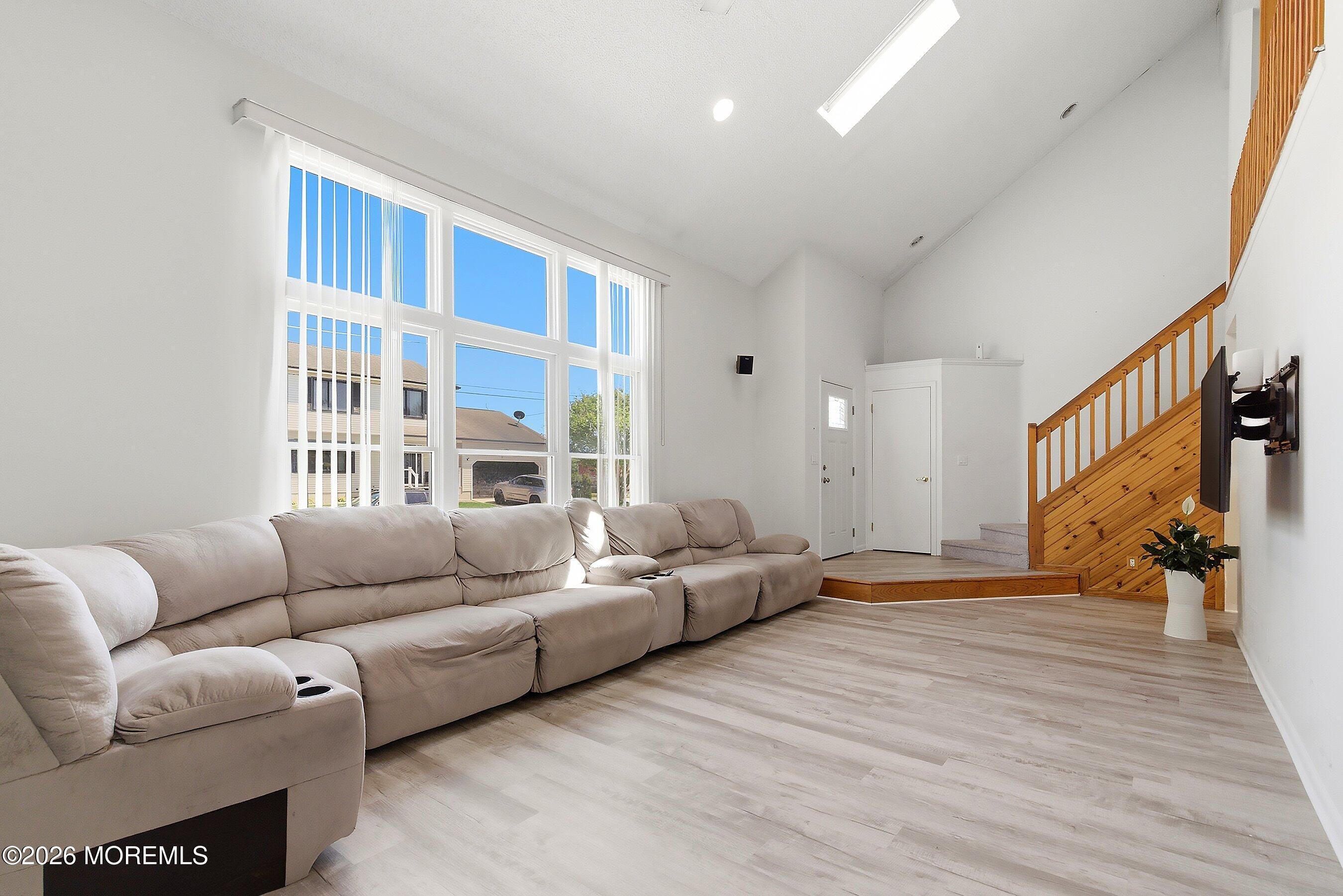 1548 Longboat Avenue Beachwood NJ 08722