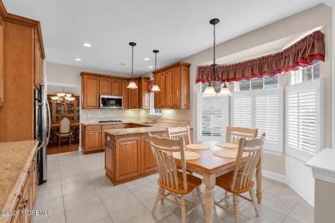 442 Monticello Lane Lakewood NJ 08701