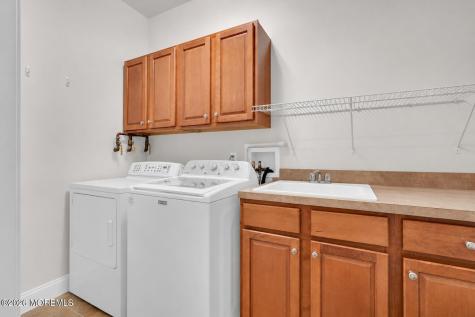 442 Monticello Lane Lakewood NJ 08701