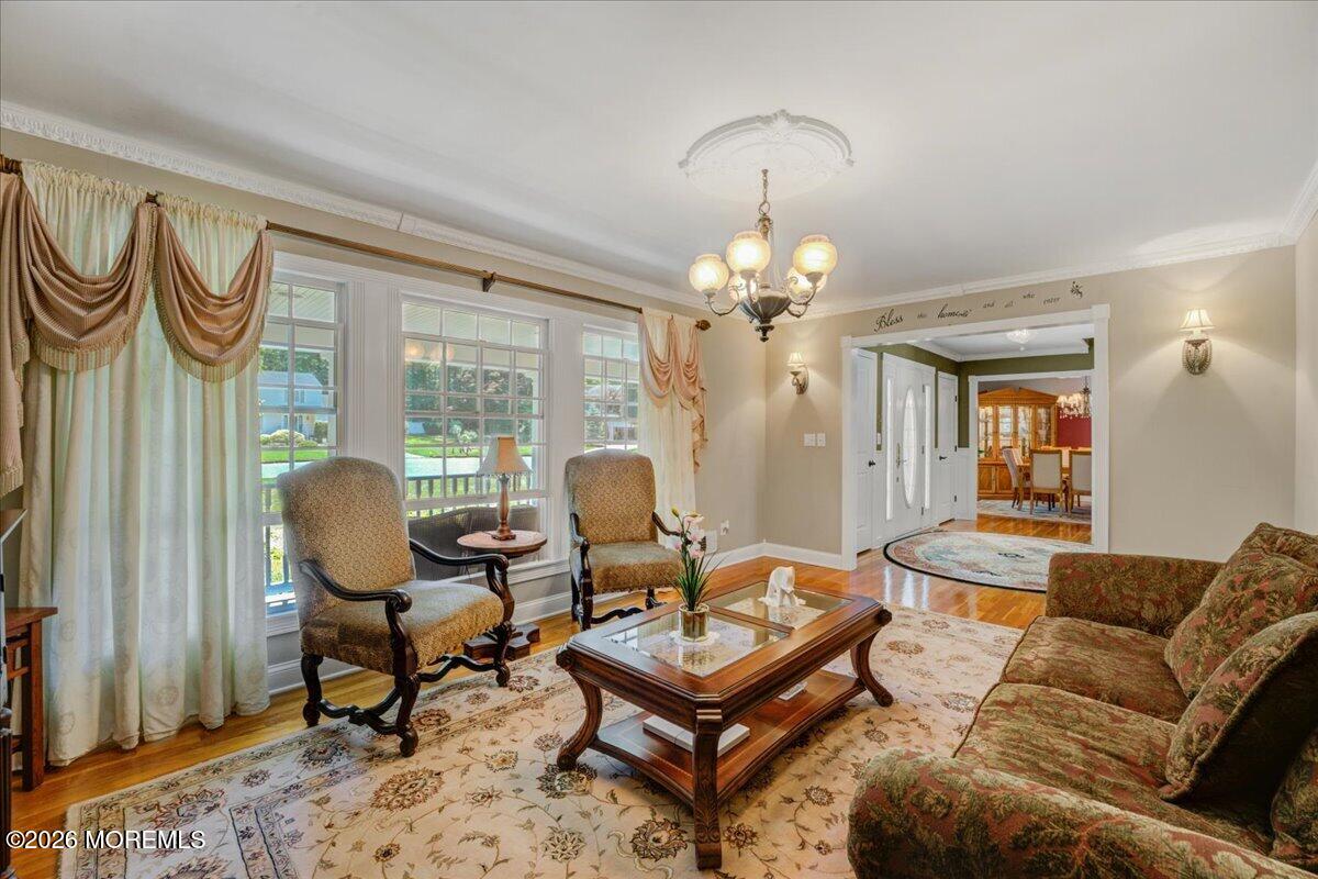 5 Trotter Terrace Belford NJ 07718
