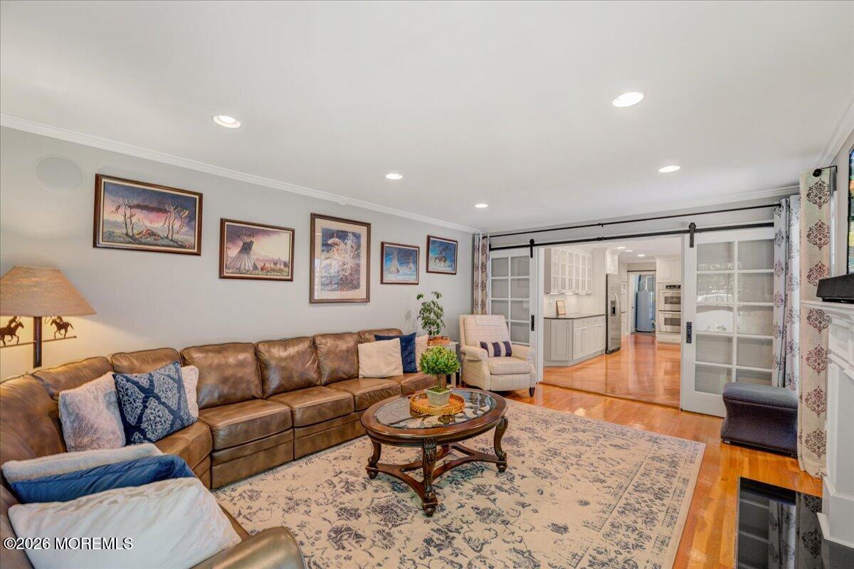 5 Trotter Terrace Belford NJ 07718