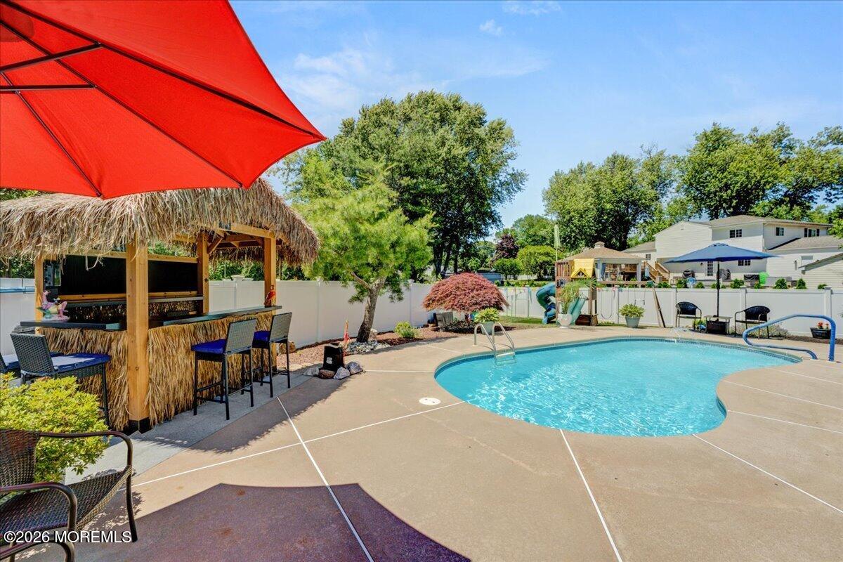 5 Trotter Terrace Belford NJ 07718