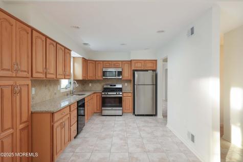 1665 Goldspire Road Toms River NJ 08755