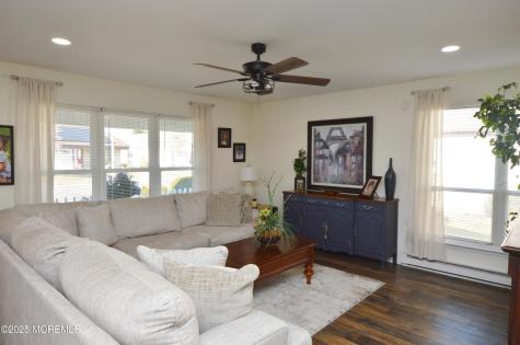 29 Saint Paul Place Manchester NJ 08759