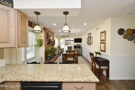 29 Saint Paul Place Manchester NJ 08759