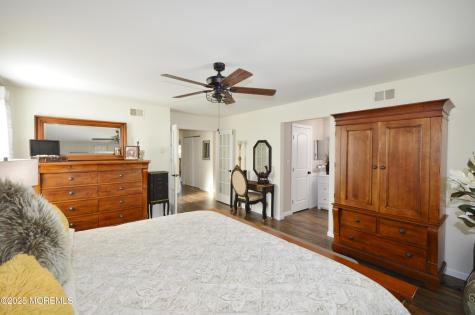29 Saint Paul Place Manchester NJ 08759