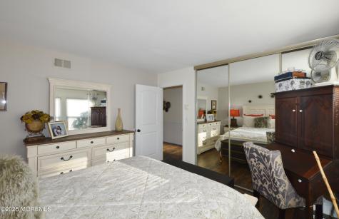 29 Saint Paul Place Manchester NJ 08759