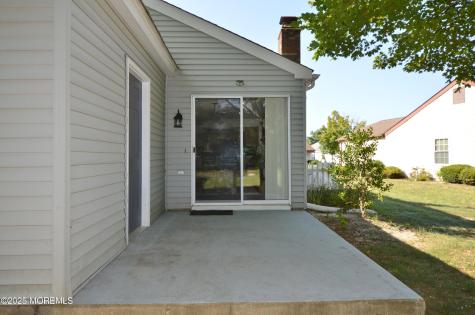 29 Saint Paul Place Manchester NJ 08759