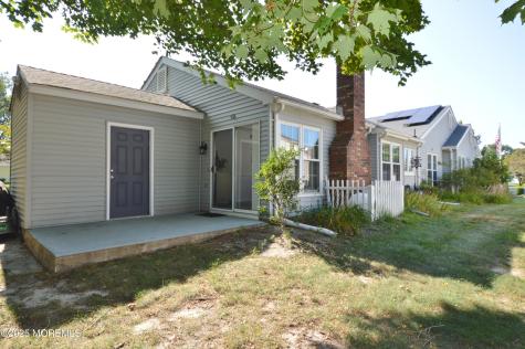 29 Saint Paul Place Manchester NJ 08759