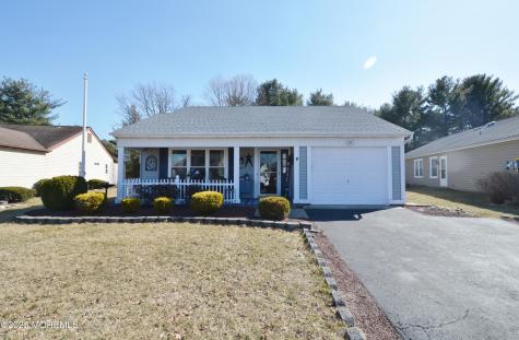 29 Saint Paul Place Manchester NJ 08759