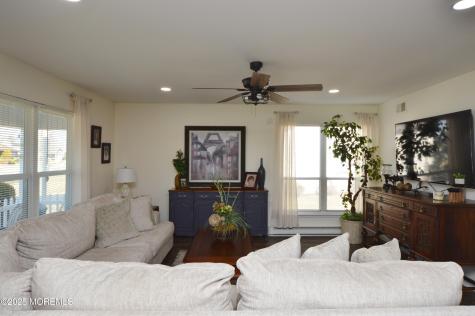 29 Saint Paul Place Manchester NJ 08759
