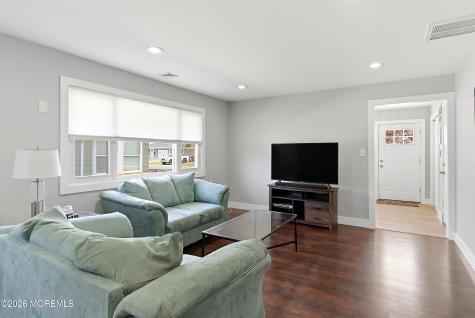 31 Saint Croix Street Toms River NJ 08757
