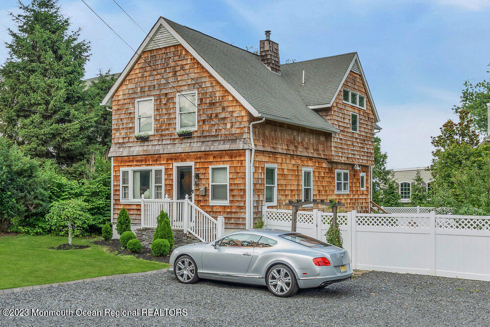 37 Hubbard Avenue Red Bank NJ 07701