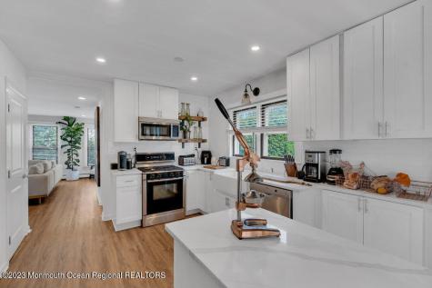 37 Hubbard Avenue Red Bank NJ 07701