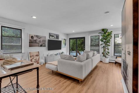 37 Hubbard Avenue Red Bank NJ 07701