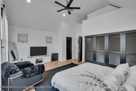 37 Hubbard Avenue Red Bank NJ 07701