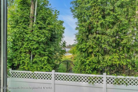37 Hubbard Avenue Red Bank NJ 07701