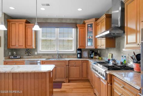 2 Hazelwood Terrace Tinton Falls NJ 07724