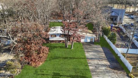 295 Joe Parker Road Lakewood NJ 08701