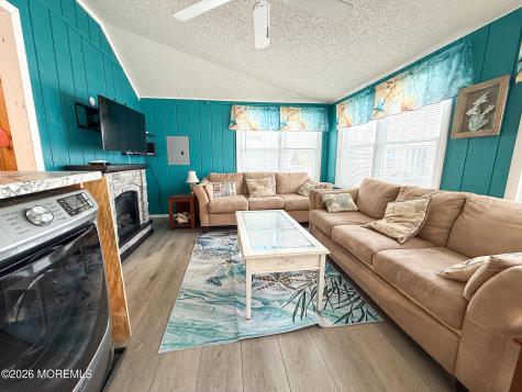 32 9th Lane Seaside Park NJ 08752
