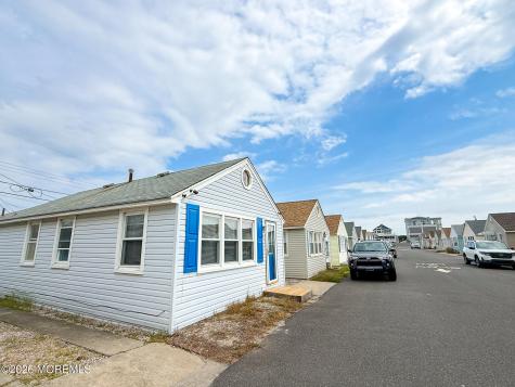 32 9th Lane Seaside Park NJ 08752