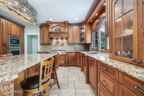 3 Whistler Way Marlboro NJ 07746