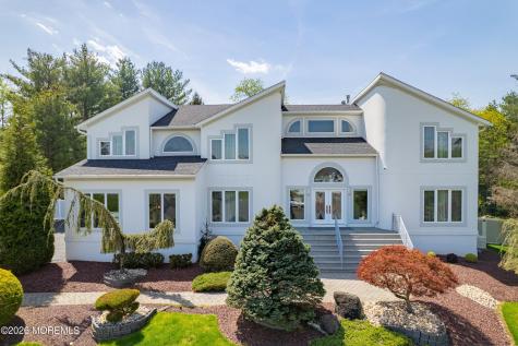 3 Whistler Way Marlboro NJ 07746