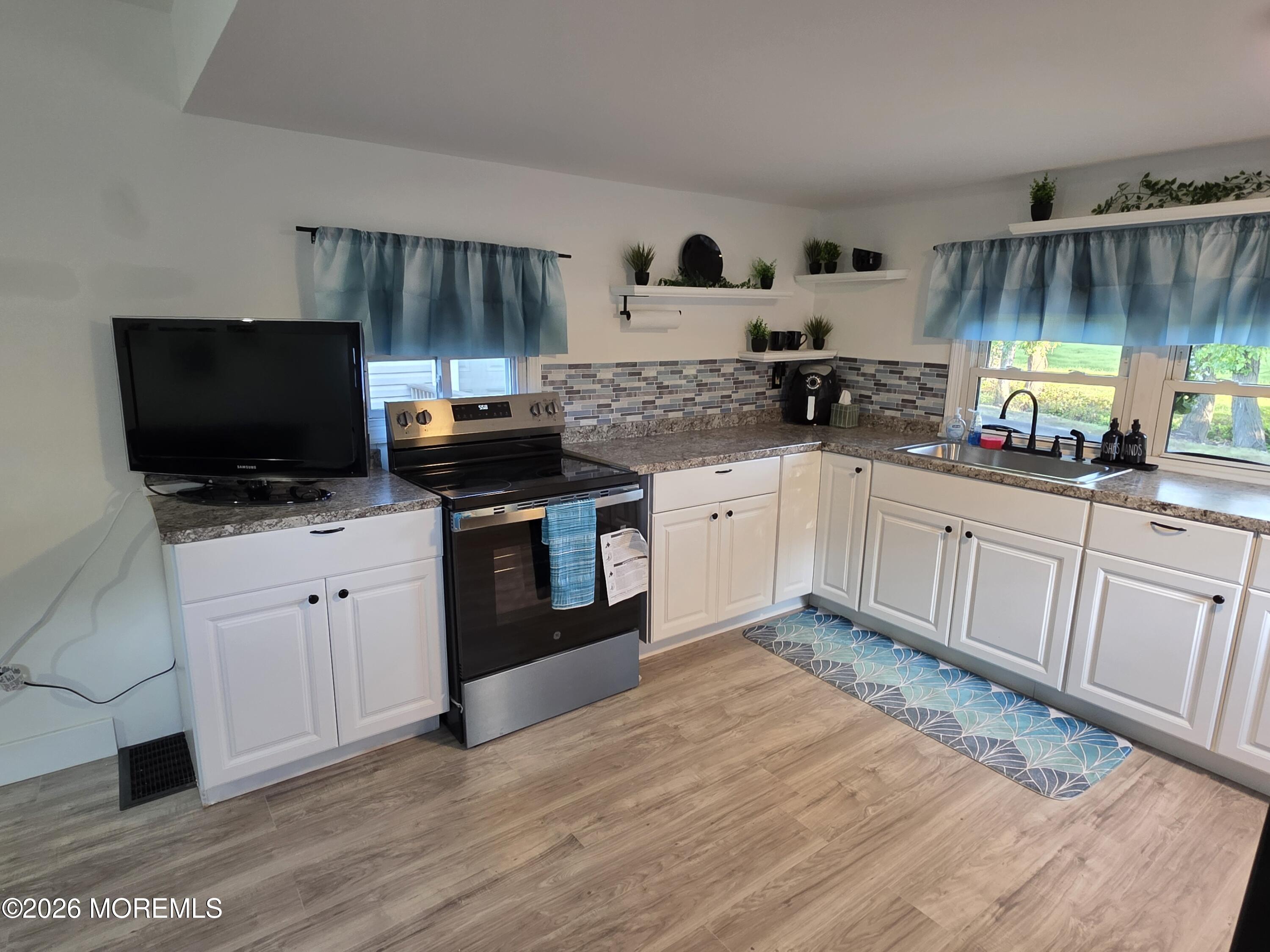 17 Gary Avenue Hazlet NJ 07730