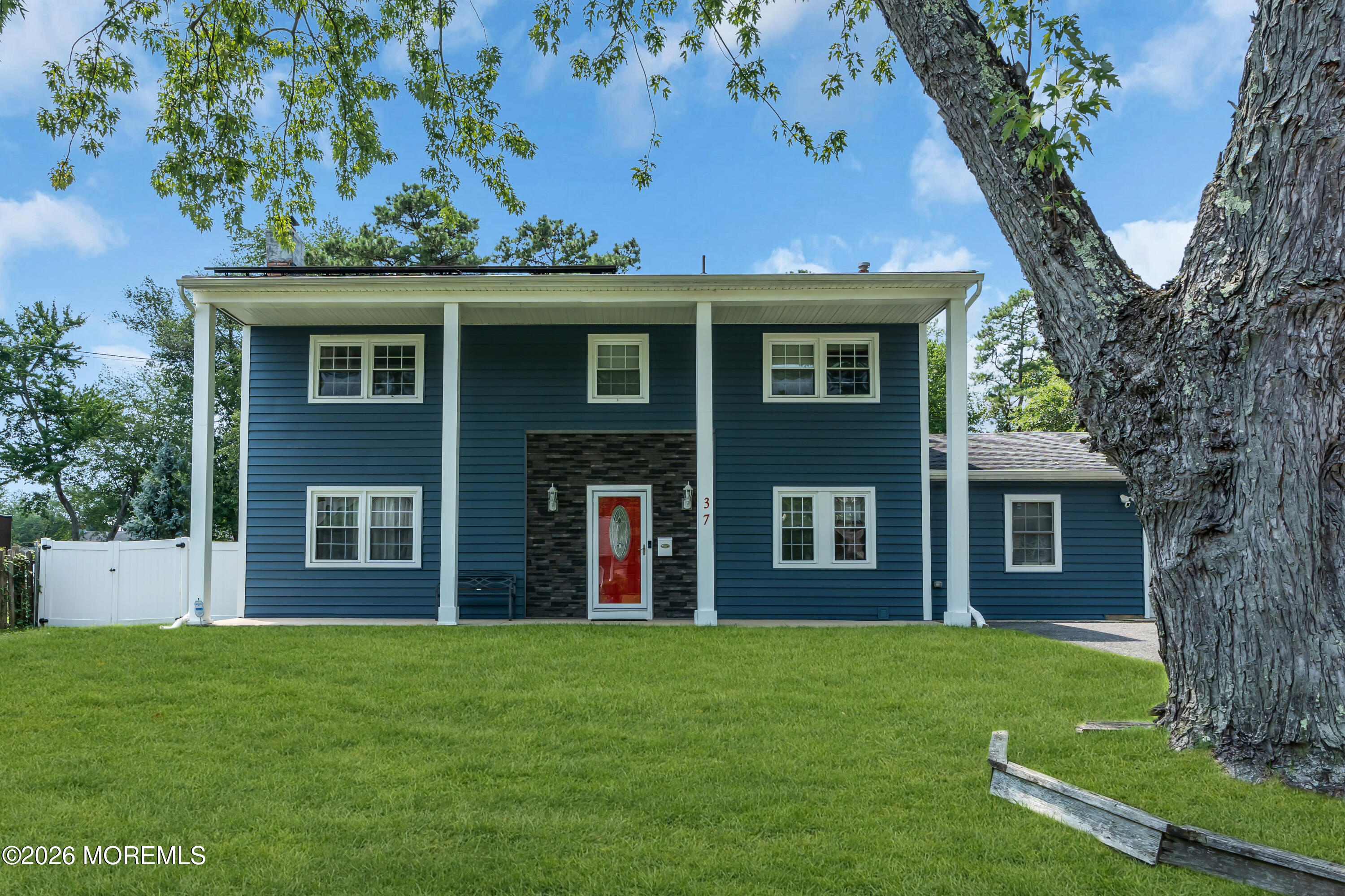 Howell NJ, 37 Old Bridge Drive