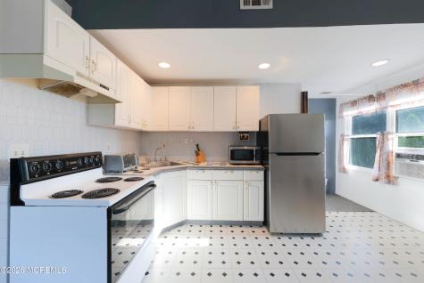3 Crosby Lane Port Monmouth NJ 07758