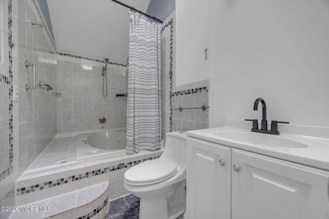 1107 Cook Avenue Laurence Harbor NJ 08879