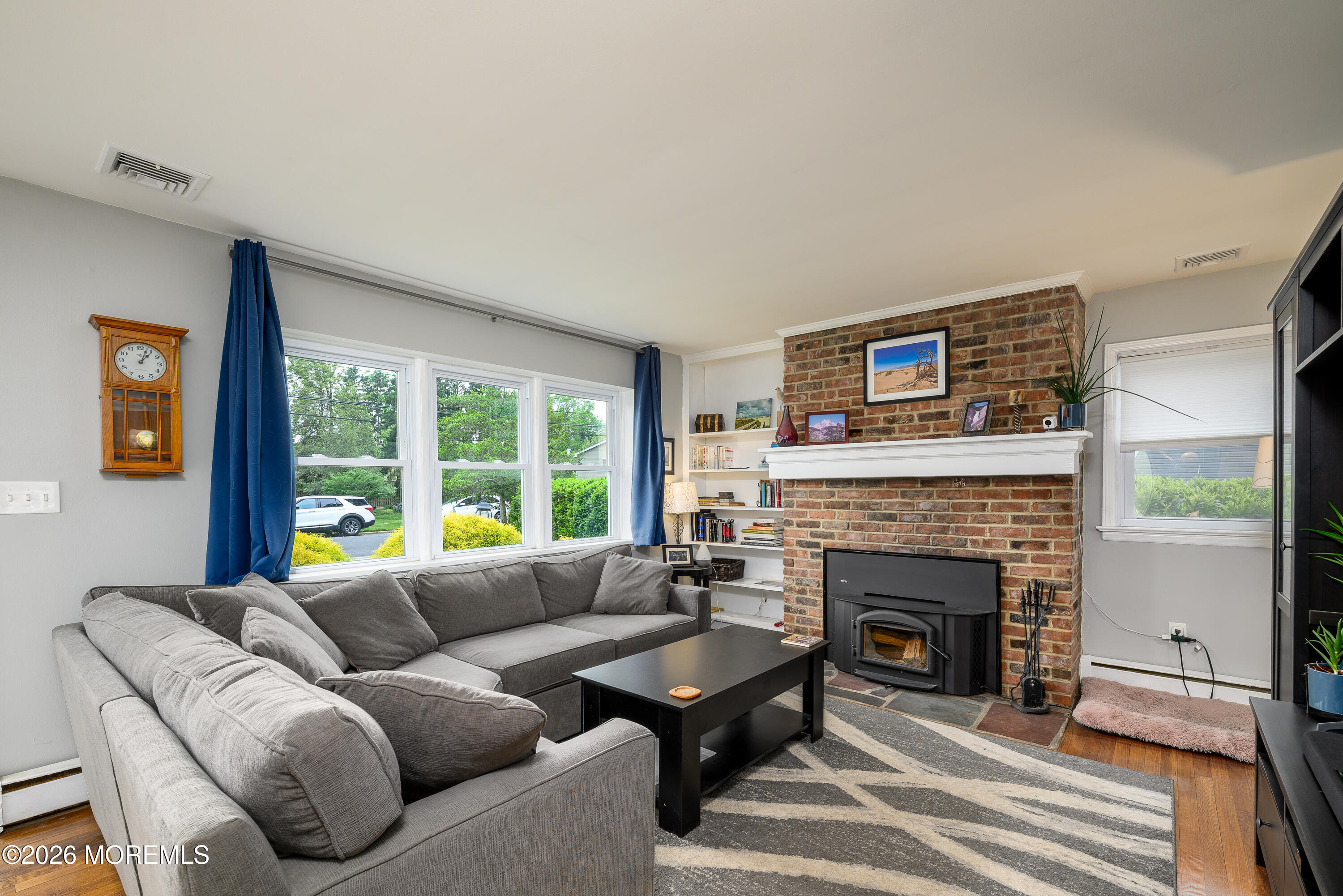7 Boxwood Terrace Toms River NJ 08755