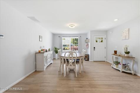 961 Buccaneer Lane Manahawkin NJ 08050